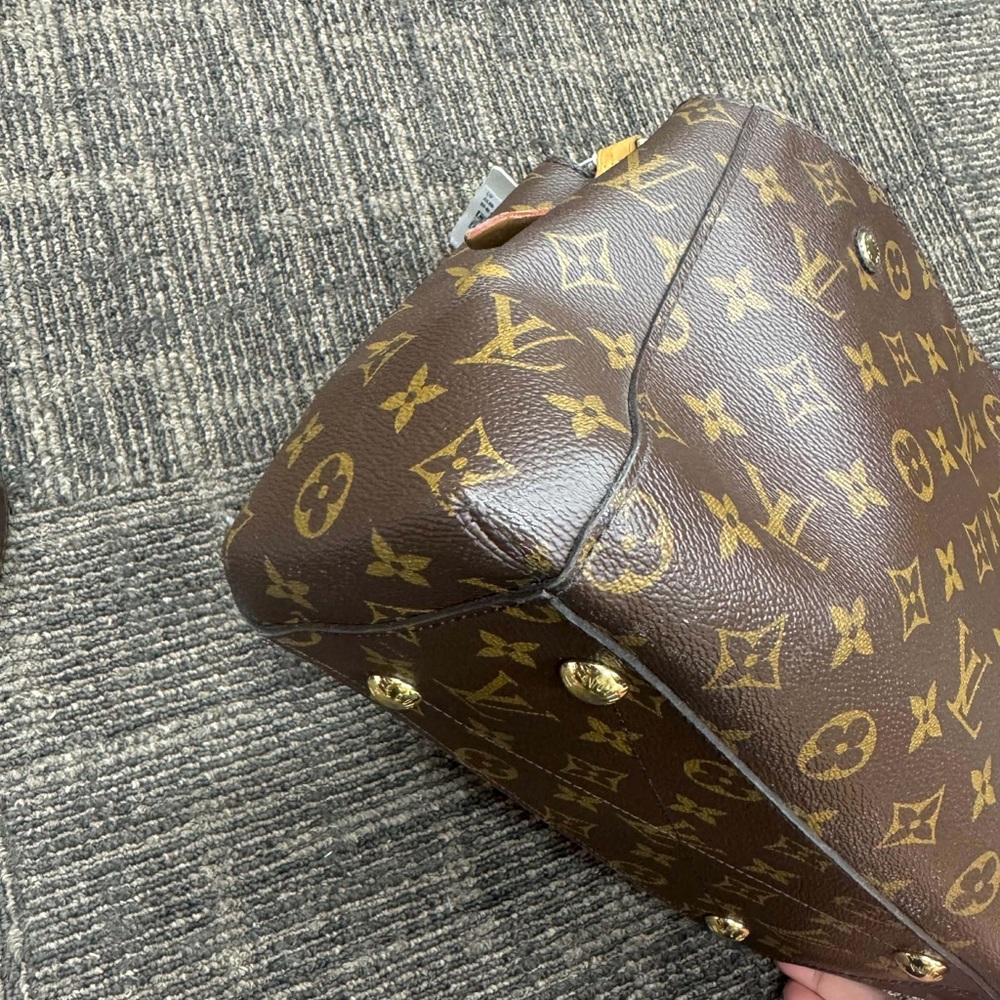 ❌SOLD❌Louis Vuitton Montaigne BB in Mono - Picture 9 of 15
